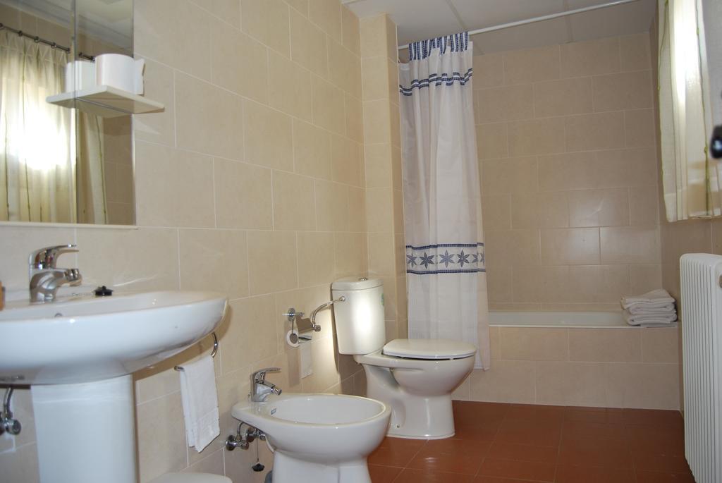 Hostal de Montaña la Casa Grande Nogueruelas Habitación foto